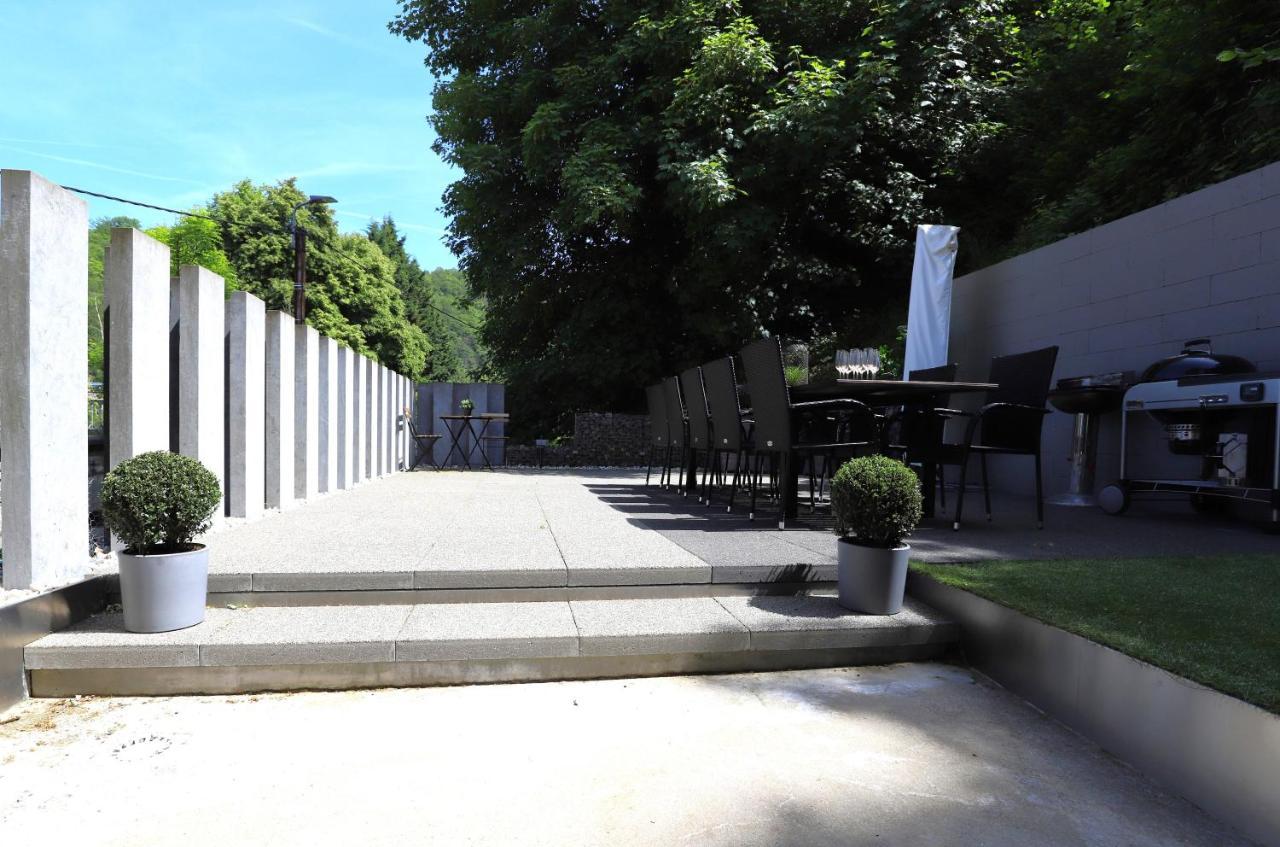 Aux Berges Du Bocq Villa Yvoir Exterior foto